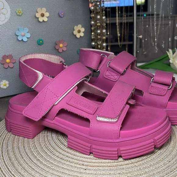 Ganni Pink Sling Back Sandles - Picture 4 of 10